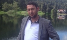 Tamir ettiği tır canını aldı