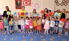 Tepebaşı'nda 350 çocuk hem eğleniyor hem öğreniyor