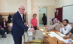 Kazım Kurt oyunu kullandı