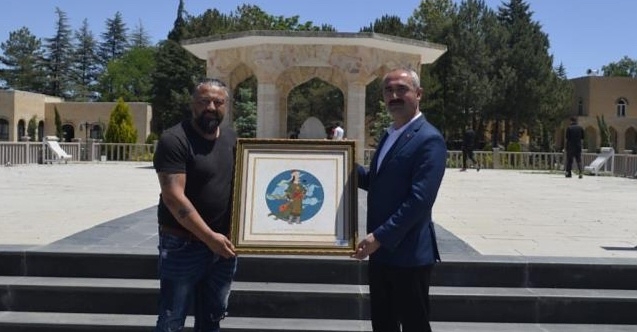 Yunuemrespor, Yunus Emre Türbesi#039;ni ziyaret etti