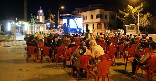 Eskişehir#039;de sinema vatandaşın ayağına geliyor