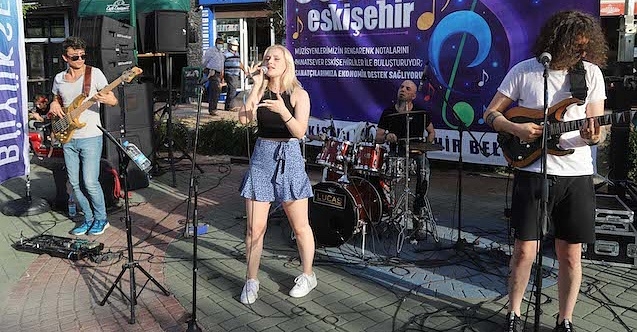 quot;Sahne Senin Eskişehirquot; konserleri başladı