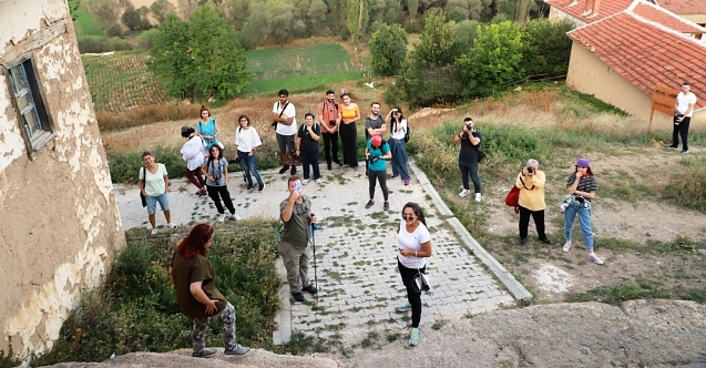 Eskişehir#039;de fotoğrafçılar uygarlık kalıntılarını inceledi