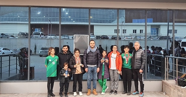 İnönü#039;deki iki okuldan önemli başarı!
