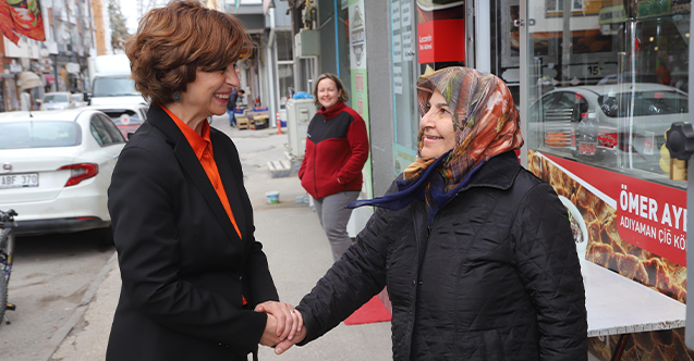 Ayşe Ünlüce: Haydi sandığa gidelim ve Eskişehir olalım”
