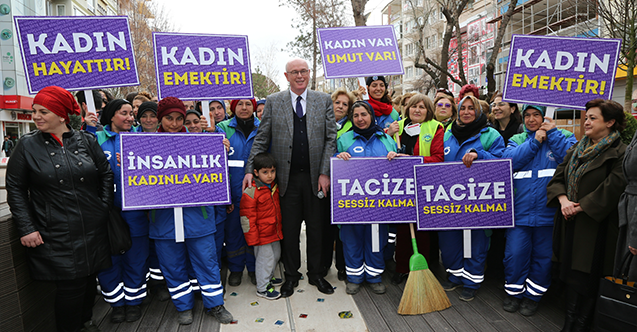 Kazım Kurt#39;tan kadın çalışanlara 8 Mart izni