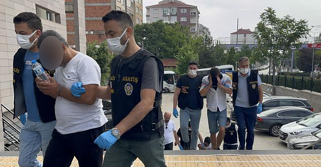 Eskişehir merkezli fuhuş operasyonunda yakalanan 11 kişi adliyeye sevk edildi