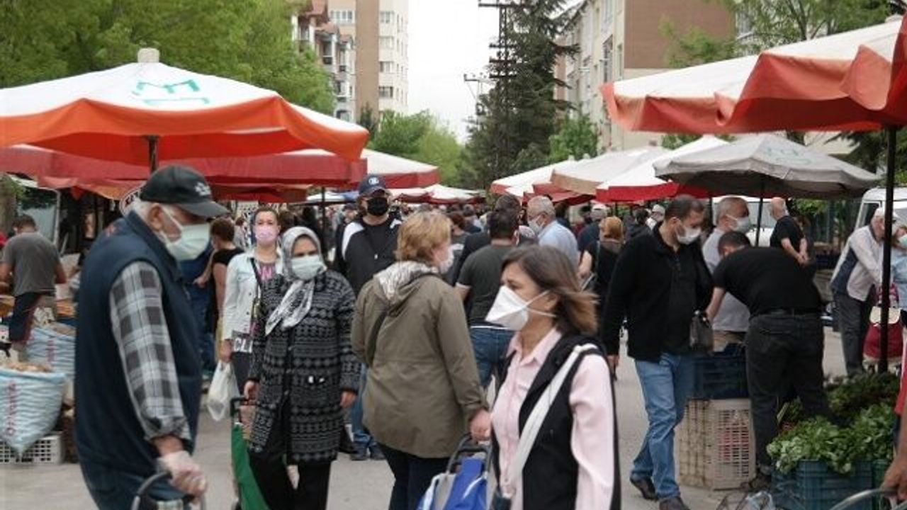 Böyle kapanma mı olur? Eskişehir ana baba günü!