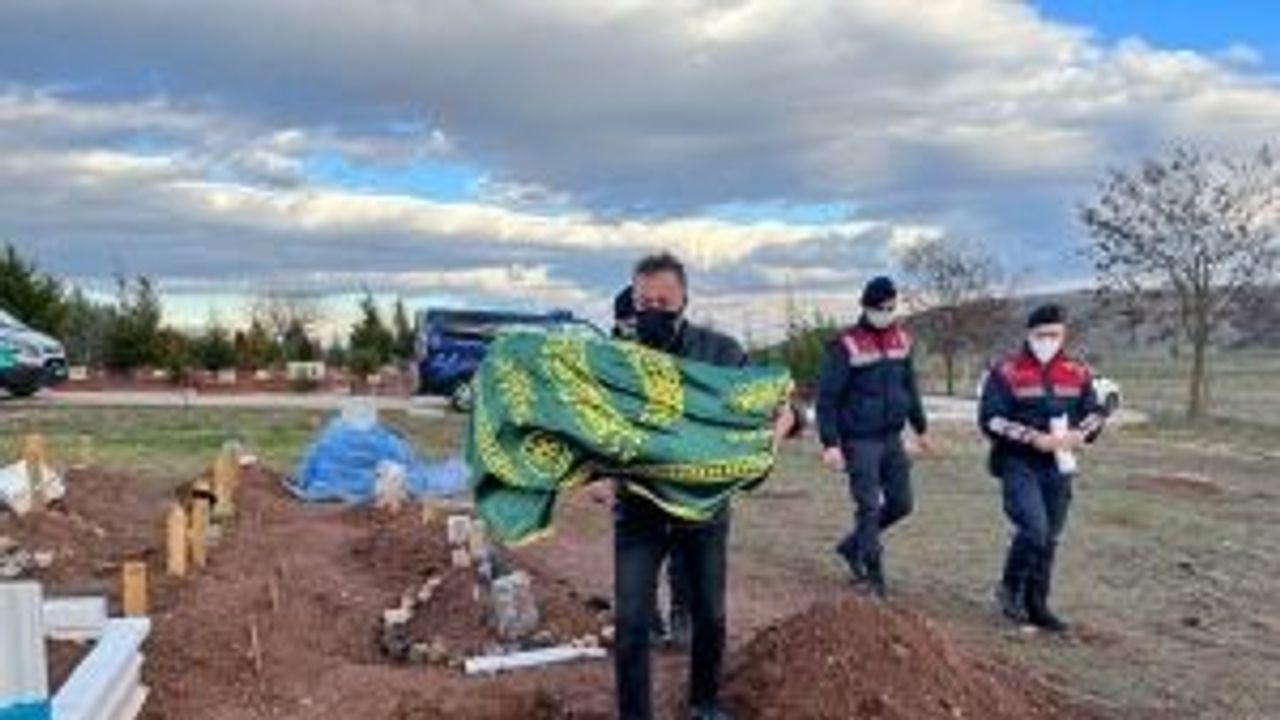 Eskişehir'de o bebeği kafasına vurarak öldürmüşler!