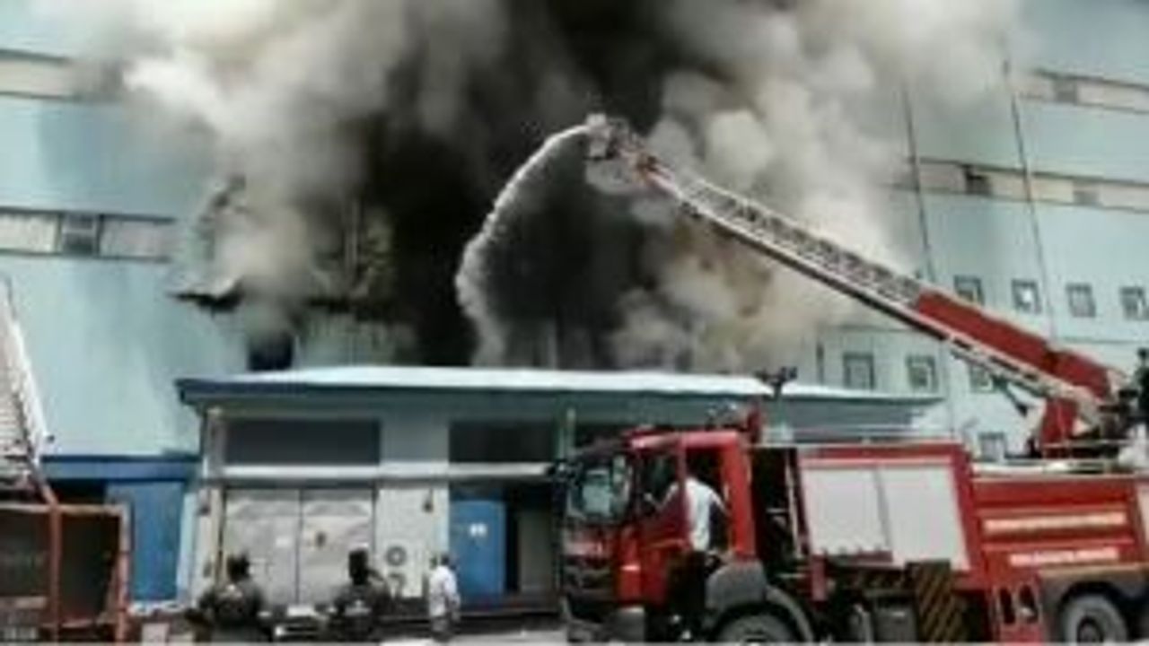 Eskişehir Kırka Bor tesisinde dev yangın!