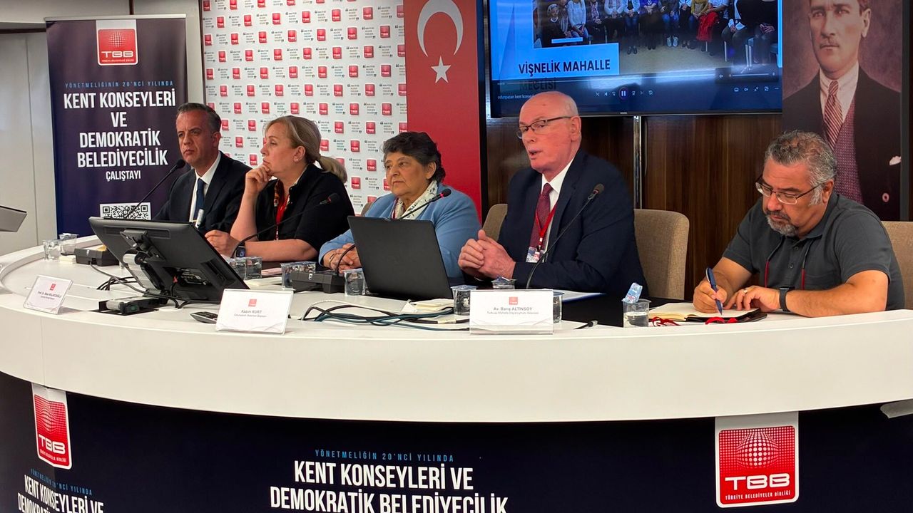 Kazım Kurt'tan kent konseyleri için reform çağrısı