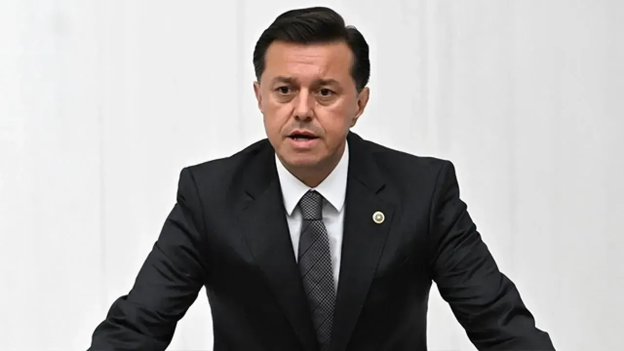 Nebi Hatipoğlu: "Kimse Eskişehirspor’dan büyük değildir!"
