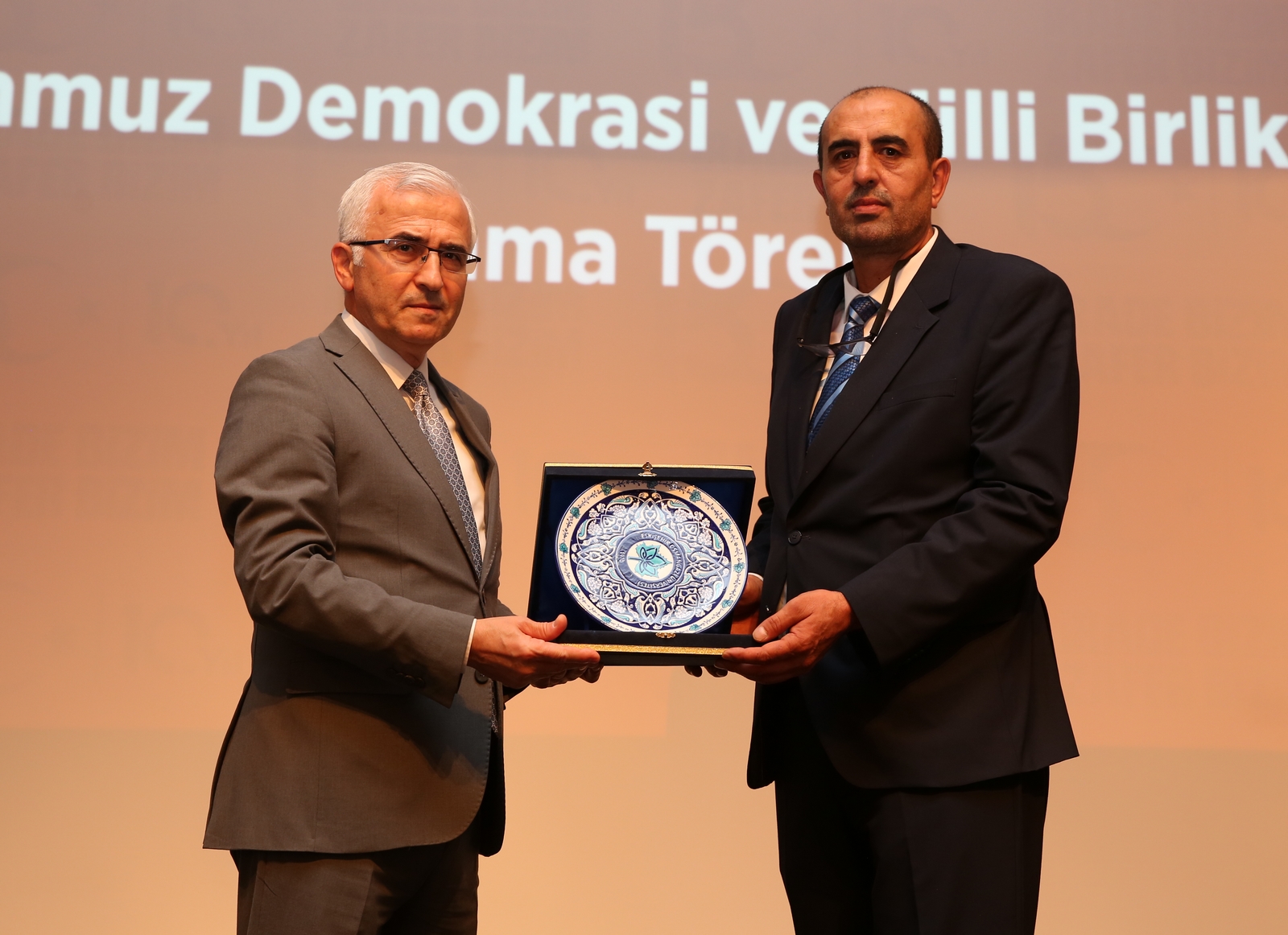 ESOGÜ, 15 Temmuz Şehitlerini Düzenlenen Törenle Andı