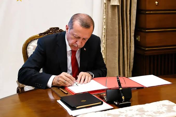 Atama ve görecden almalar Resmi Gazete'de yayımlandı
