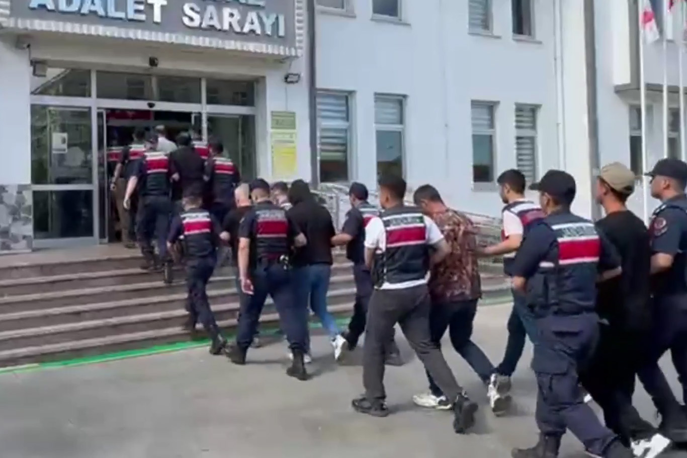 Usulsüz Vatandaşlık Operasyonu: 7 Şirkete Kayyum Atandı