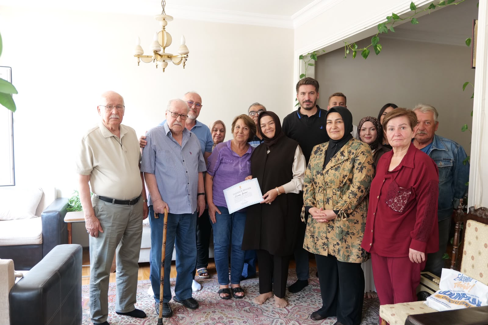 Milletvekili Ayşen Gürcan Odunpazarı'nda Hane Ziyaretlerinde Bulundu