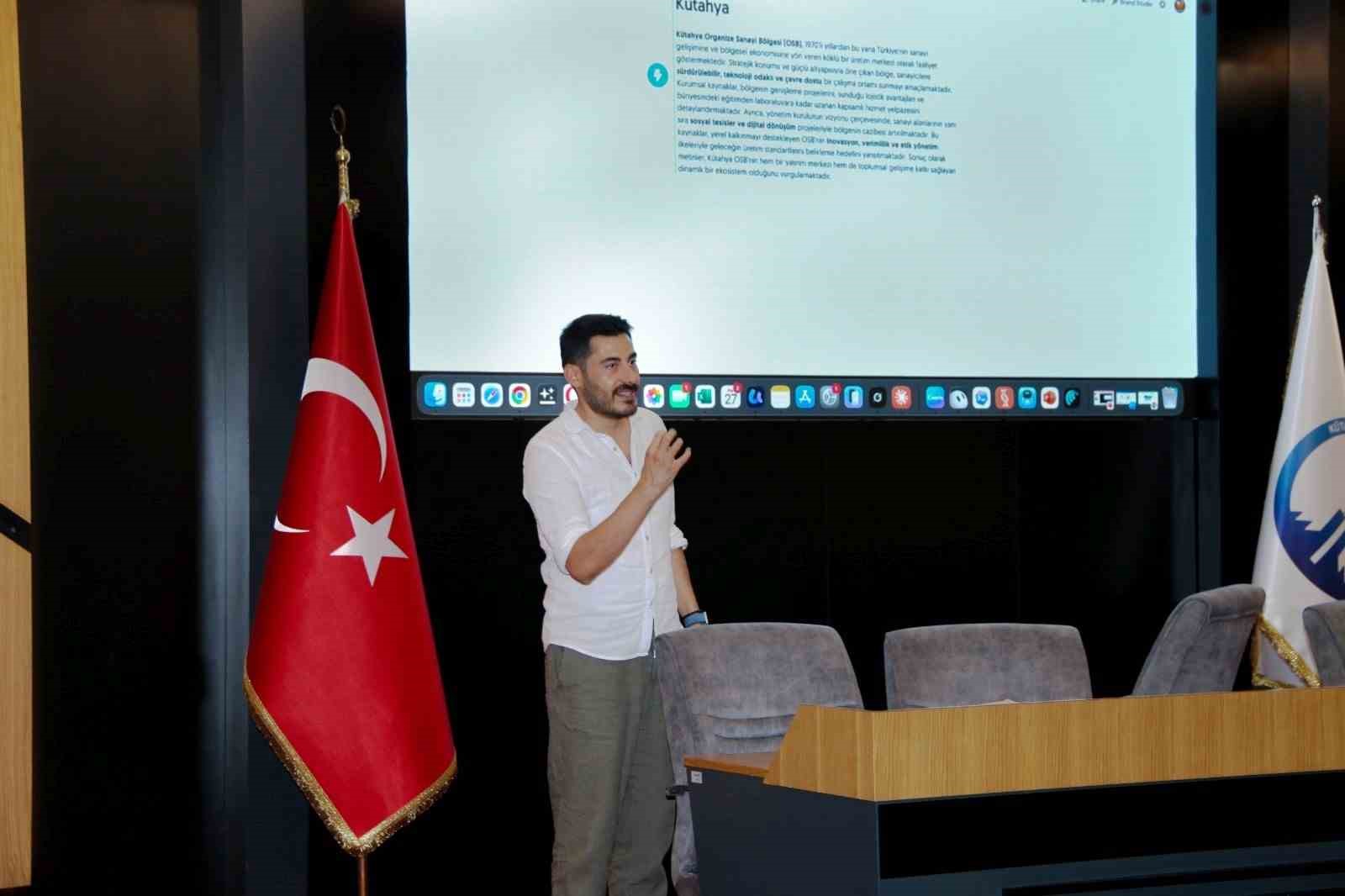 Kütahya OSB Akademi’de "Yapay zekâyı iş hayatında etkin kullanma" eğitimi gerçekleştirildi