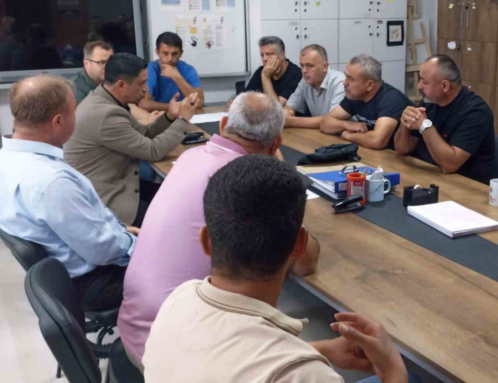 Simav’da yeni eğitim yılı öncesi okullarda hazırlık mesaisi