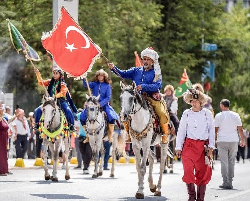 Türkiye’nin dört bir yanından gelen Yörükler Söğüt’te buluştu