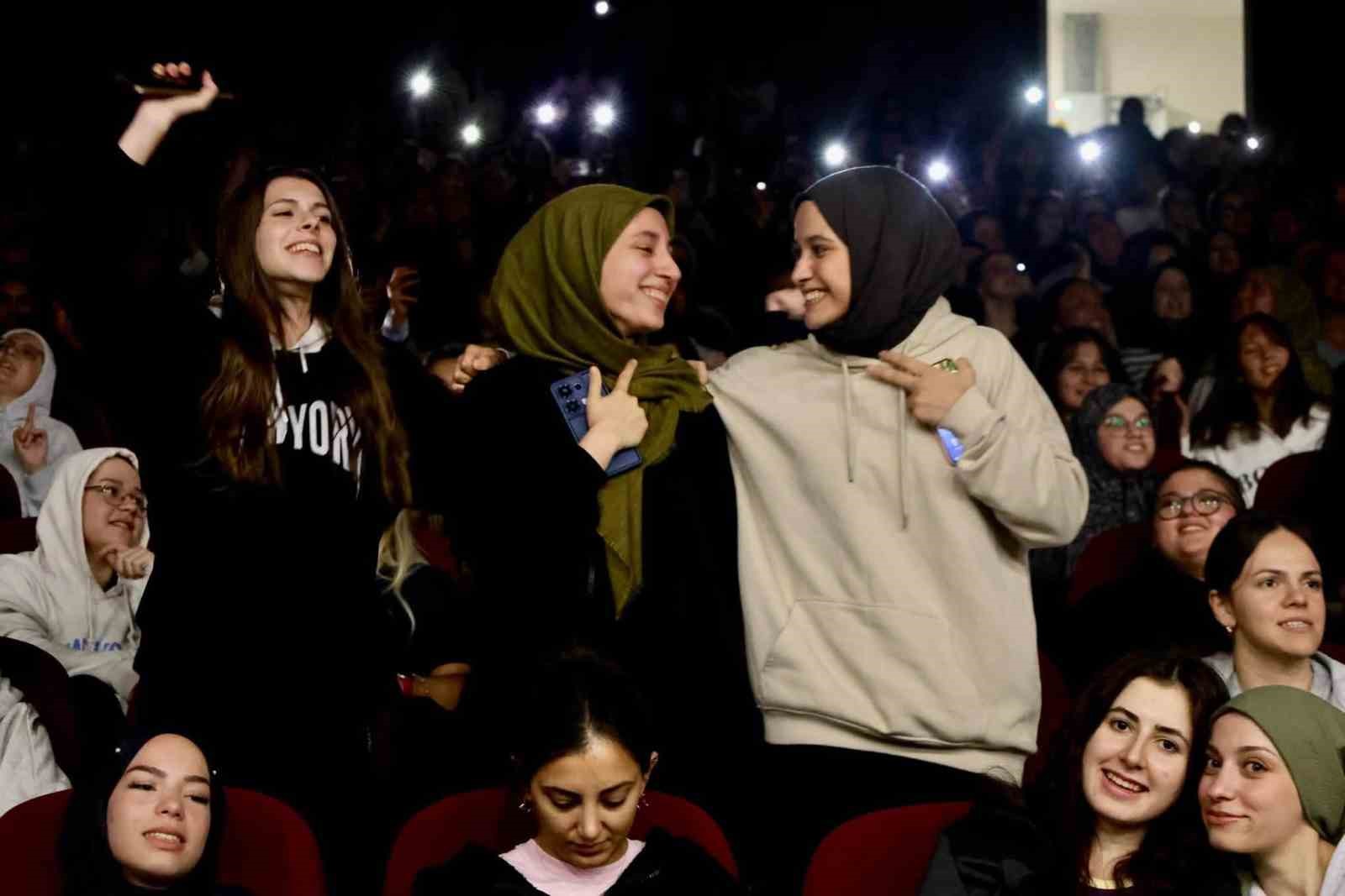 Halime Hatun Kız Öğrenci Yurdu’nda yeni öğrenciler için ’Hoş Geldin’ etkinliği