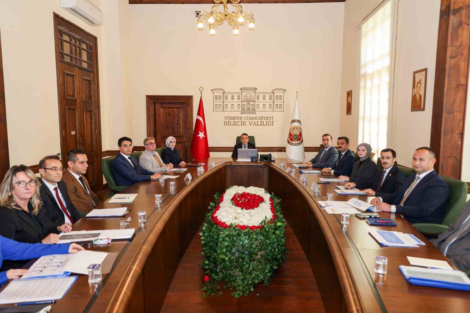 Bilecik’te sosyal yardım vakıflarının performansı masaya yatırıldı