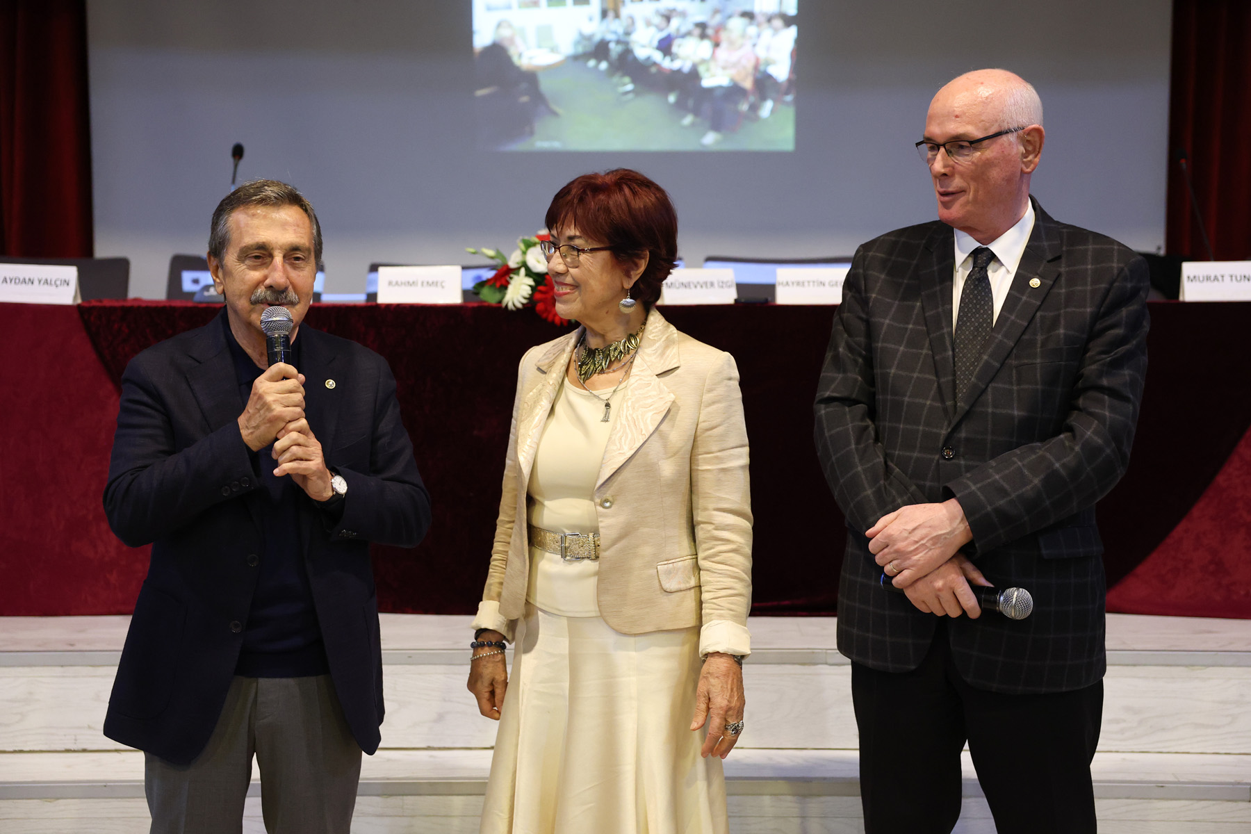 2026 Eskişehir Edebiyat Buluşmaları Özdilek Sanat Merkezi'nde başladı