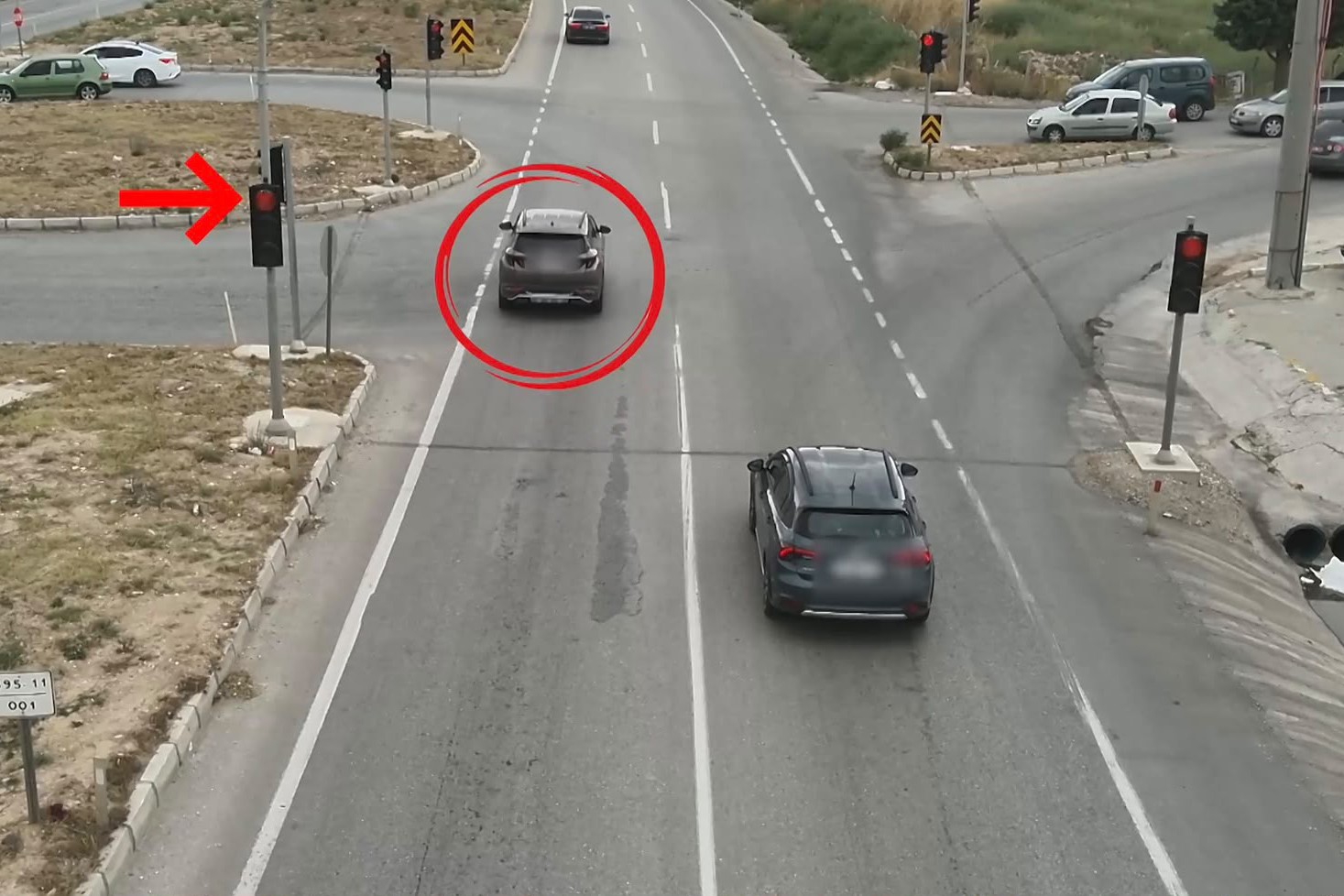 Uşak’ta kırmızı ışık ve emniyet kemeri denetimleri sürüyor