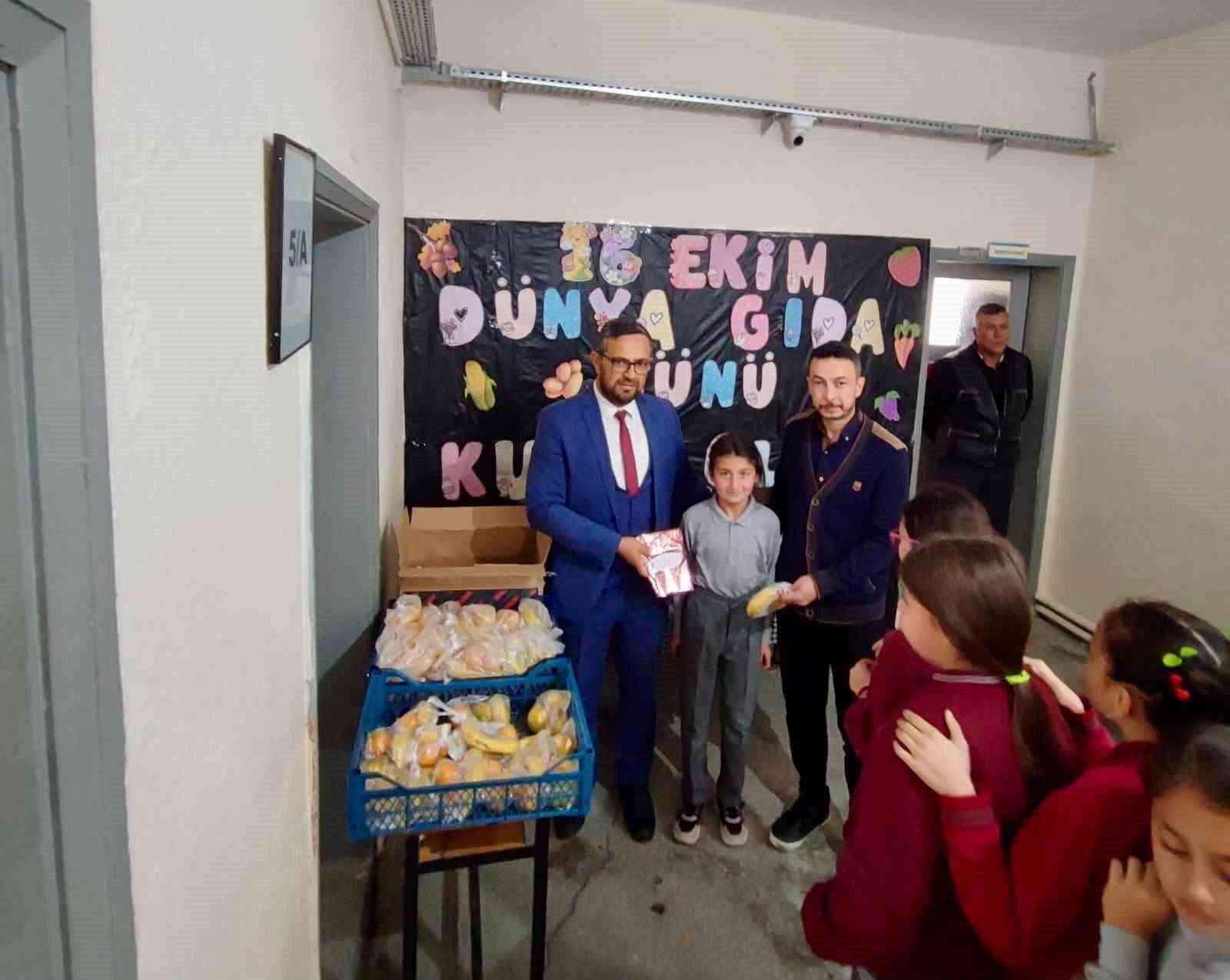 Bolvadin’de gıda günü kutlandı