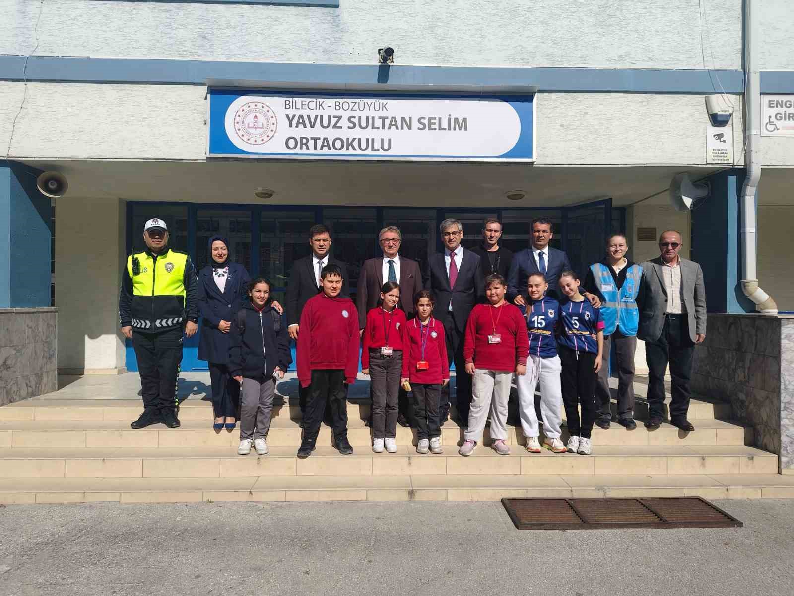 Kaymakam Helvacı okullarda incelemelerde bulundu
