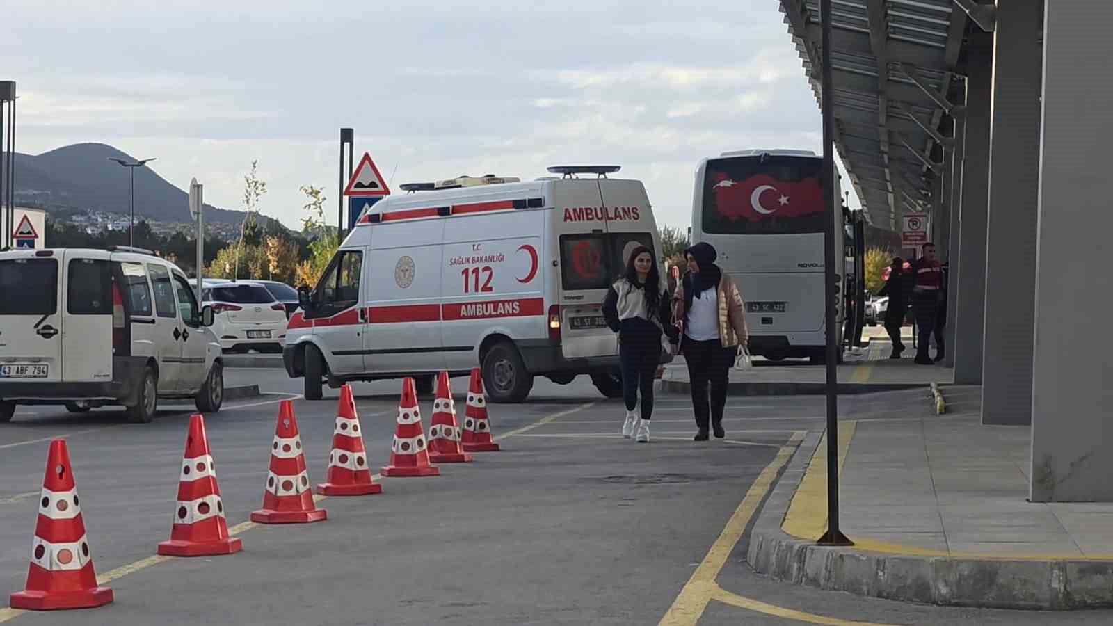 Kütahya’da 19 öğrenci zehirlenme şüphesiyle hastaneye başvurdu