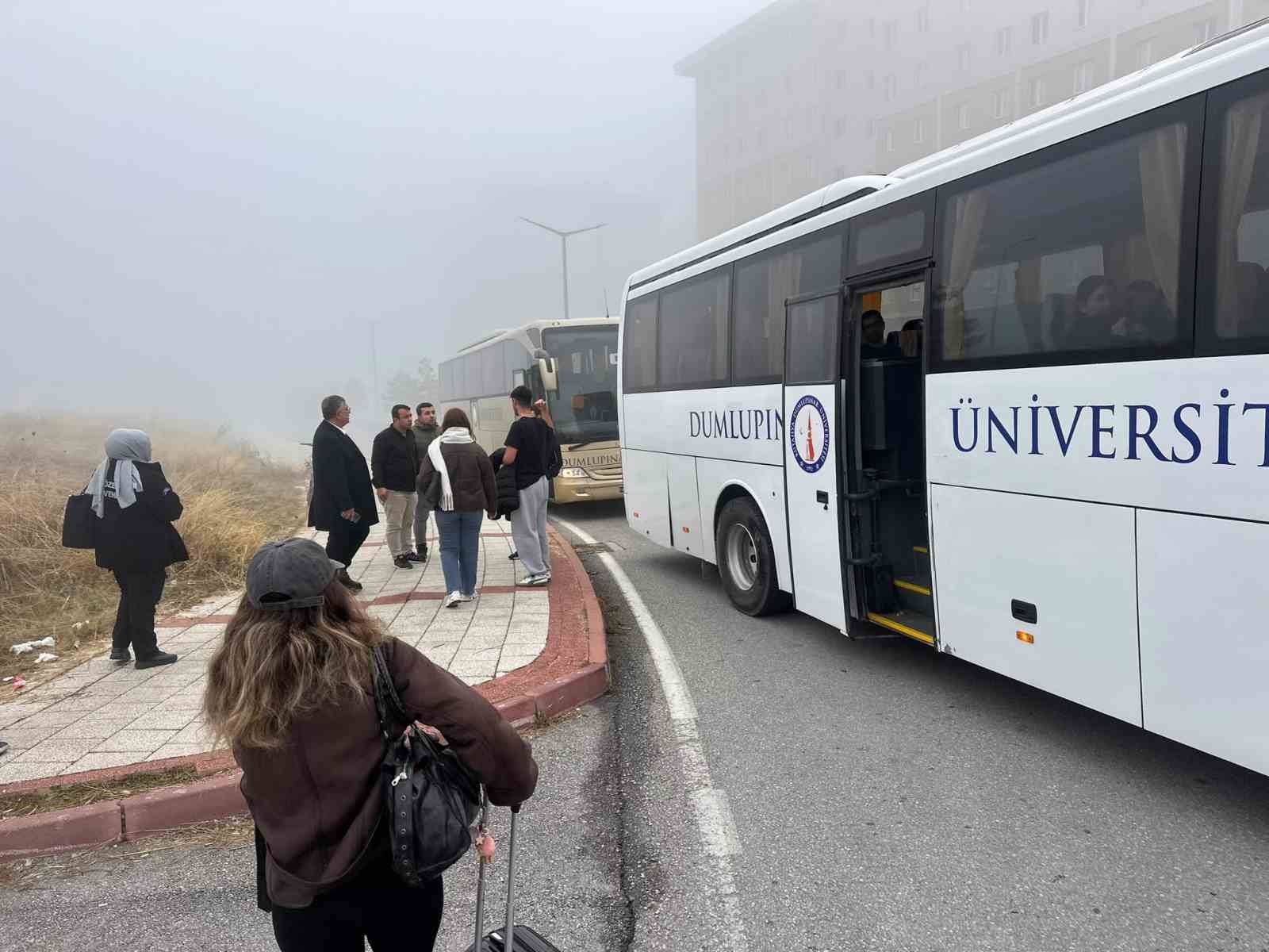 Kütahya’da KPSS adaylarının yardımına Rektör Kızıltoprak yetişti