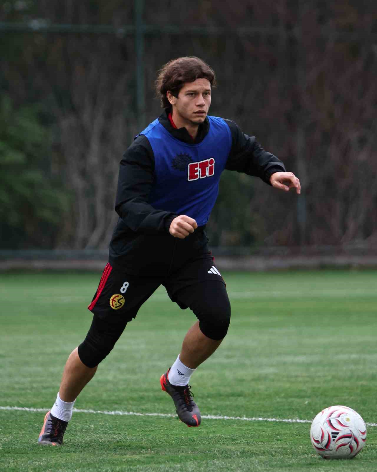 Eskişehirspor, Iğdır FK maçı hazırlıklarını sürdürüyor