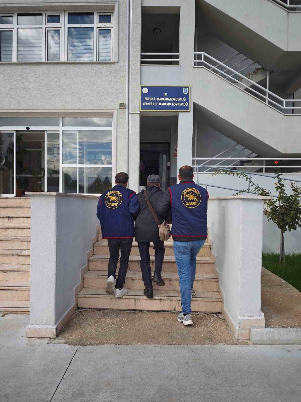 Bilecik’te tehdit suçundan aranan şahıs yakalandı