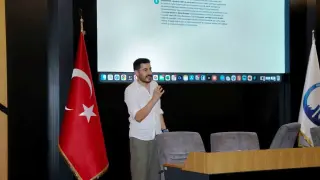 Kütahya OSB Akademi’de "Yapay zekâyı iş hayatında etkin kullanma" eğitimi gerçekleştirildi