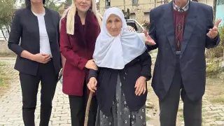 Altıntaş Kaymakamı Yıldırım’dan yaşlı çifte anlamlı ziyaret