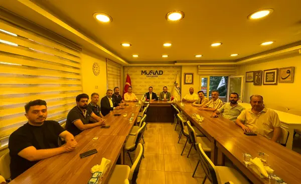 Saint-Josse-ten-Noode Belediye Başkanı Emir Kır’dan MÜSİAD Eskişehir’e Ziyaret