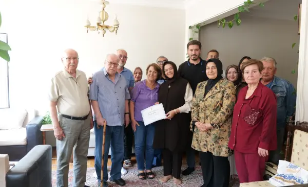 Milletvekili Ayşen Gürcan Odunpazarı'nda Hane Ziyaretlerinde Bulundu