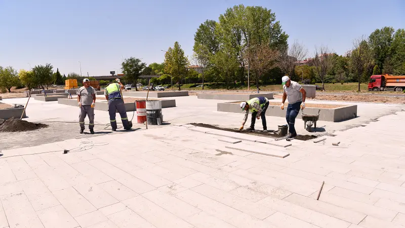 Ertuğrulgazi Mahallesi'ne 8 Bin 500 Metrekarelik Yeni Park Kazandırıyor