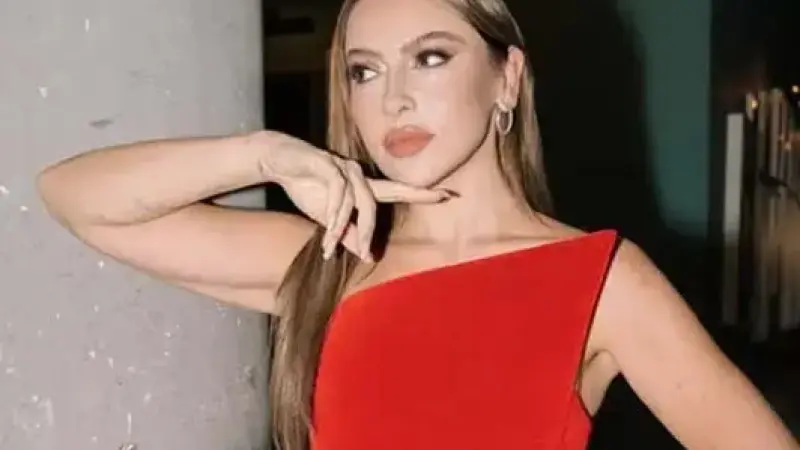 Hadise'den Minik Hayranına 200 Bin TL'lik Hediye