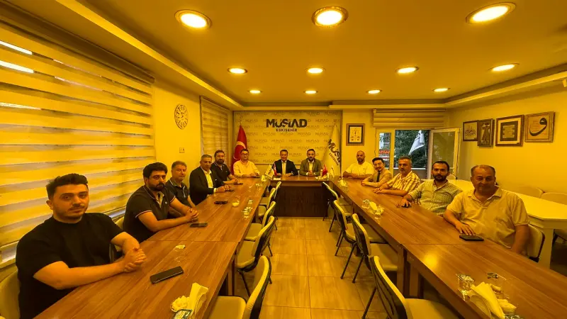 Saint-Josse-ten-Noode Belediye Başkanı Emir Kır’dan MÜSİAD Eskişehir’e Ziyaret