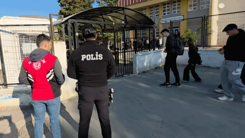 Okullarda Güvenlik Tedbirleri Artırılıyor: 81 İlde 30 Bin Personel Alınacak