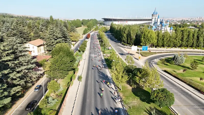 Eskişehir Yarı Maratonu Sebebiyle Pazar Günü Yollar Kapatılacak