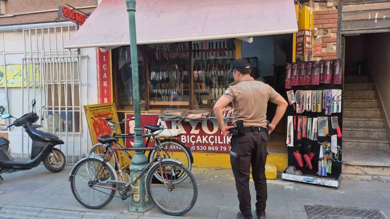 Dengesini kaybederek bodrum kata düşen yaşlı adam yaralandı