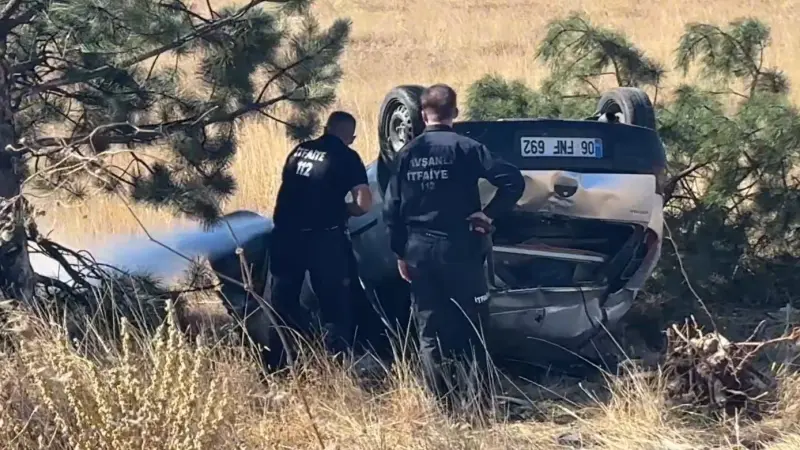 Tavşanlı’da trafik kazasında takla atan otomobilden yara almadan kurtuldu