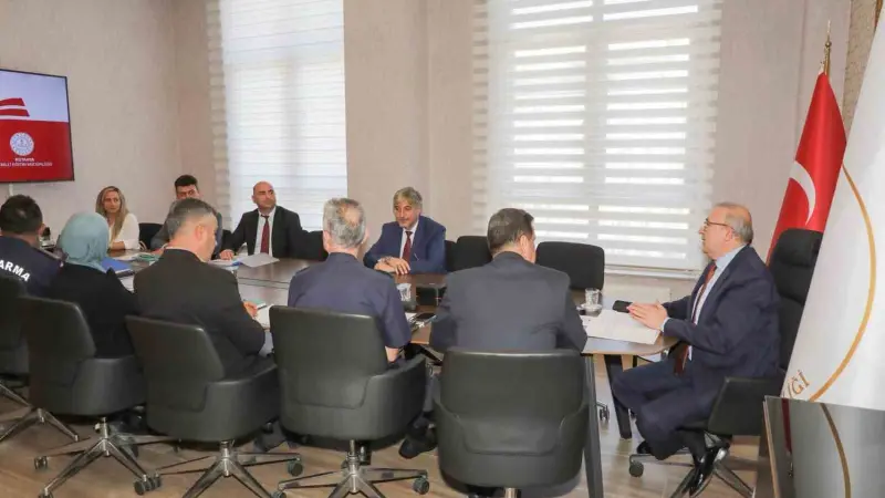 Kütahya’da okul güvenliği için yeni eğitim öğretim yılı tedbirleri görüşüldü