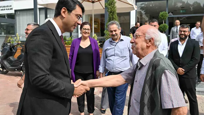 Vali Kartal, merkez mahalle muhtarlarıyla bir araya geldi
