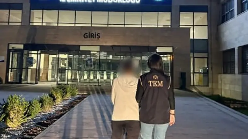 FETÖ’ye üye olmaktan aranan şahsı polis yakaladı