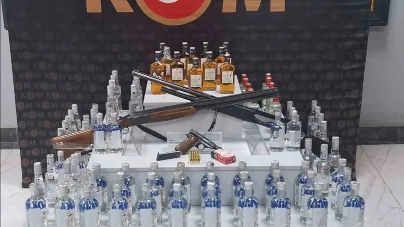 Uşak’ta kaçak alkol ve sigara operasyonu