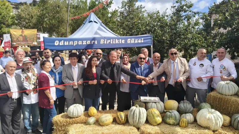 Yörükkırka’da İki Günlük Balkabağı Şöleni: 8 Bin Kişi Katıldı!