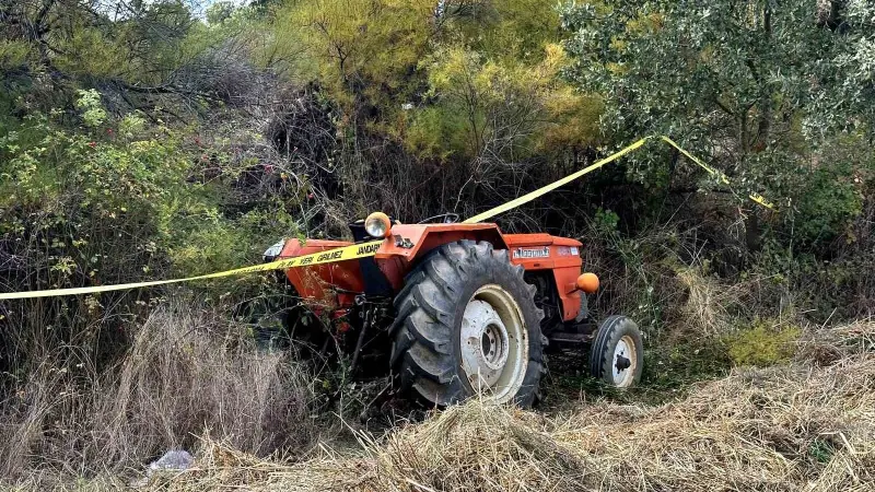 Uşak’ta traktör tarlaya devrildi: 1 ölü